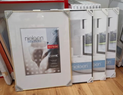 Fotorahmen Alurahmen Messing Silber Weiss Schwarz grösse 50x70cm Foto-Express Adliswil