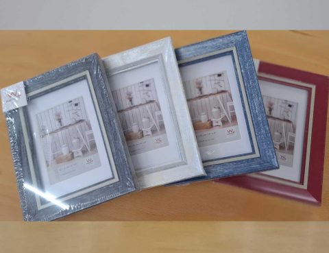 Holzrahmen-Blau-Rot-Weiss-Grau-13x18cm-hochformat-und-Querformat